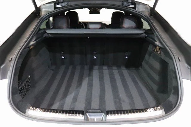 Used 2022 MANUFAKTUR Diamond White Mercedes-Benz GLE 53 AMG® image 32