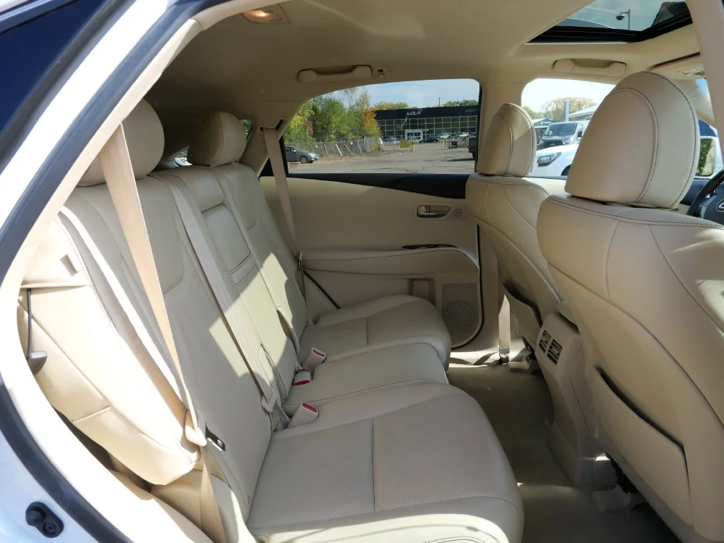 Used 2013  Lexus 350 image 14