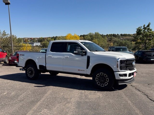 New 2027 Star White Metallic Tri-Coat Ford F-250® Platinum® image 7