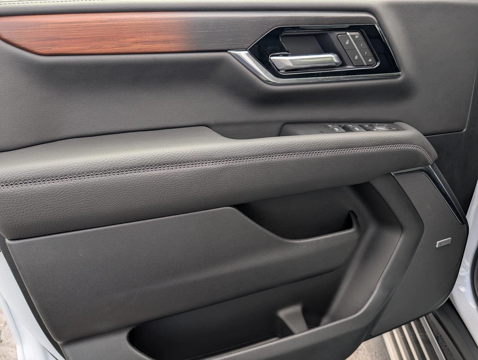 New 2026 Glacier White Tricoat GMC Denali image 14