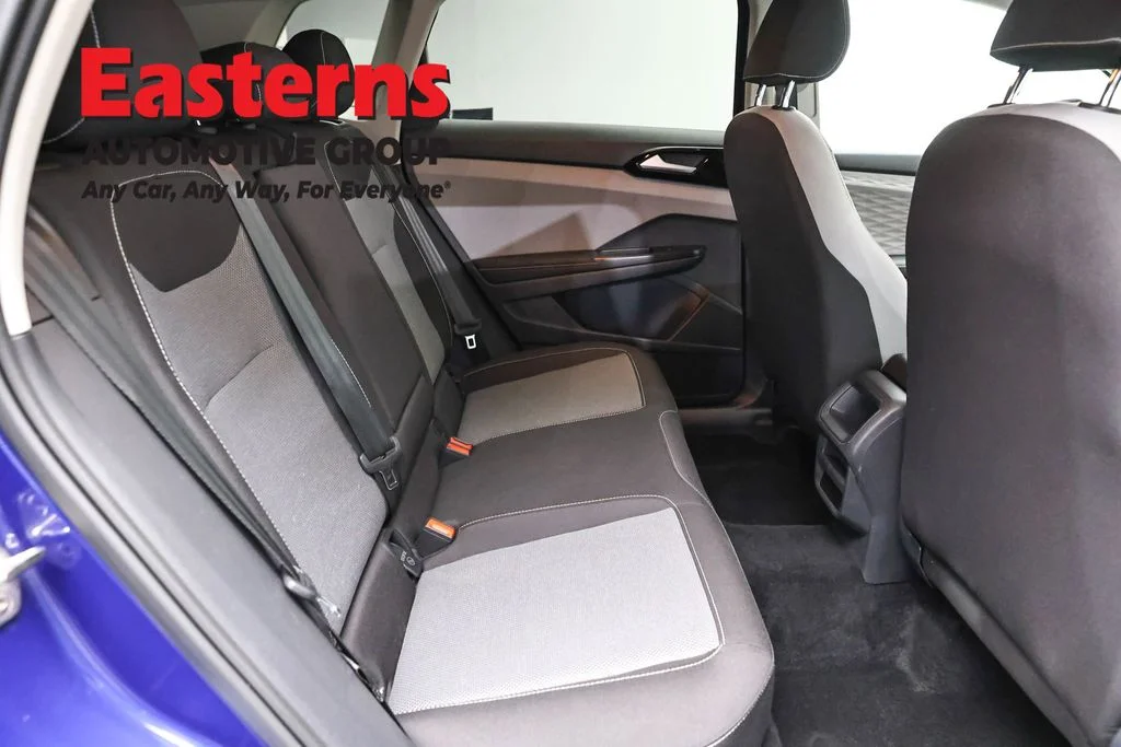 Used 2024 Blue Volkswagen 1.5T S image 22