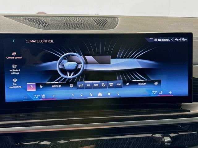 Used 2024 White Metallic BMW xDrive40i image 16