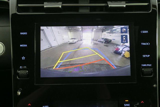Used 2022 Black Hyundai SEL Premium image 21