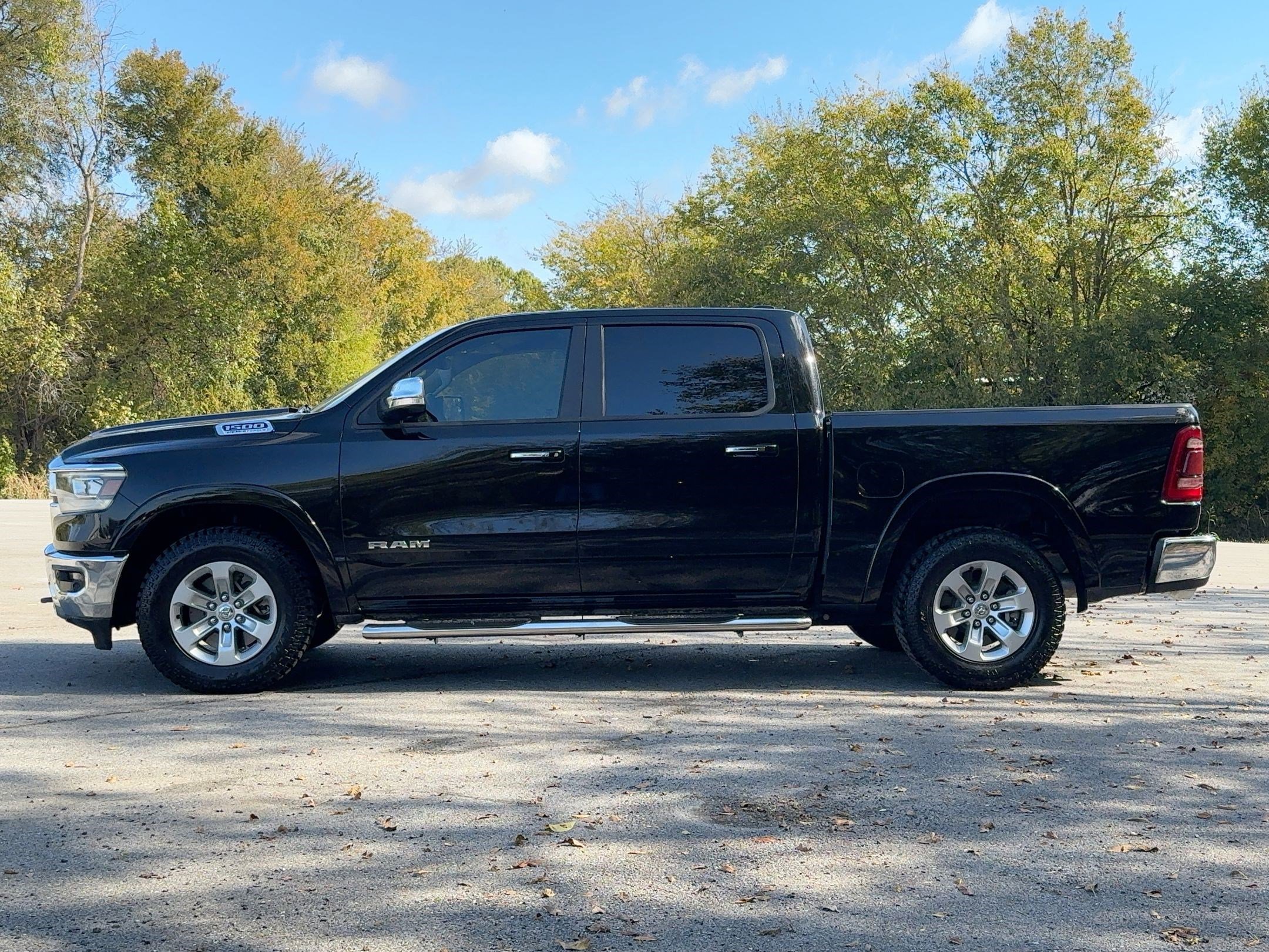 2021 Ram 1500 Laramie photo 2