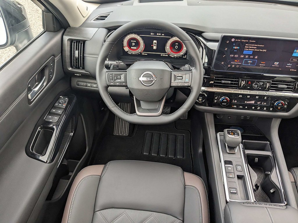 New 2026 Everest White Pearl TriCoat / Super Black Two-tone Nissan Platinum image 18