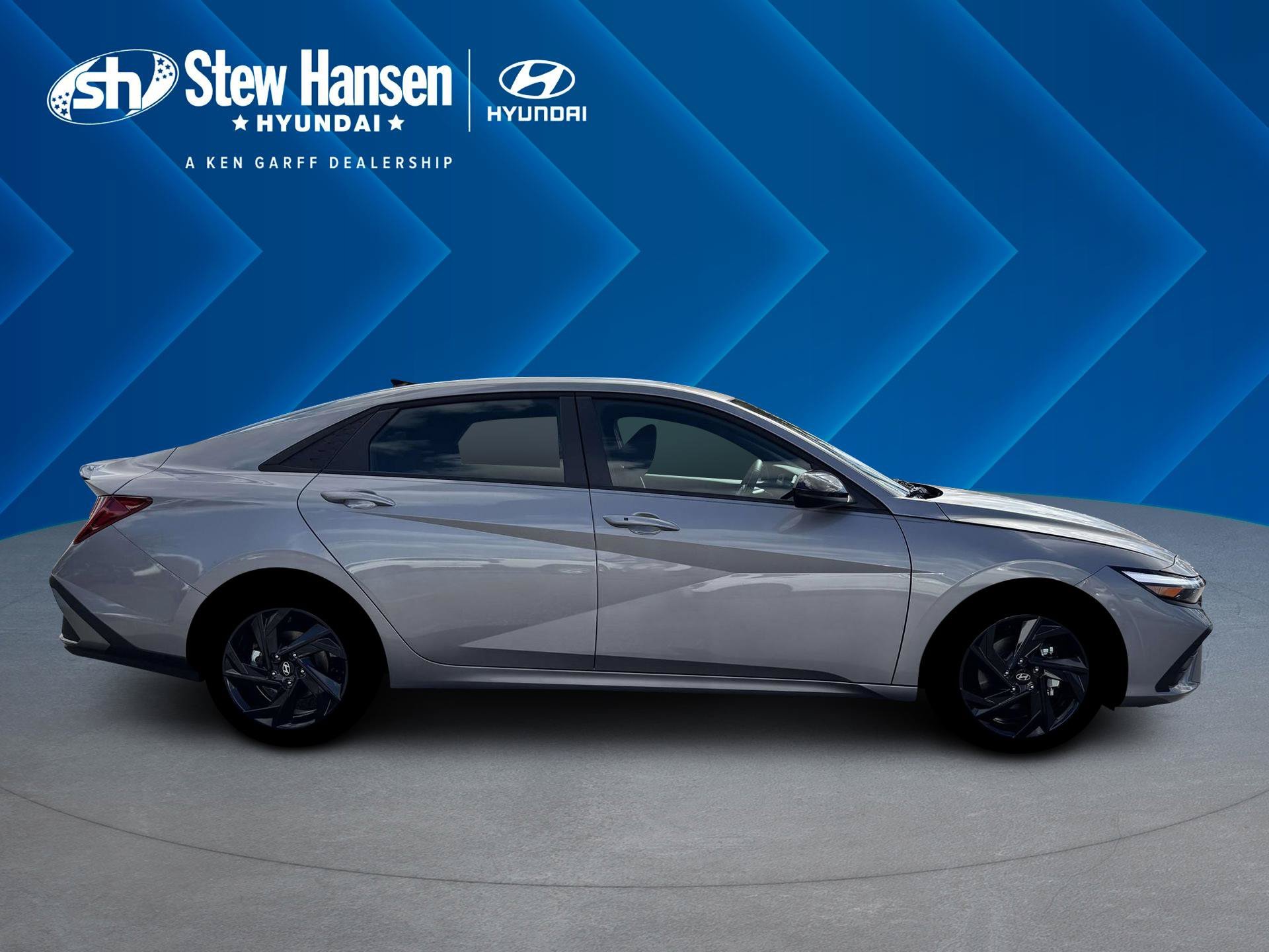 New 2026 Fluid Metal Hyundai SEL Sport image 9