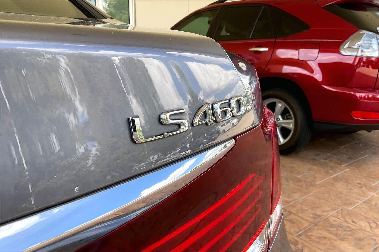 Used 2017 Nebula Gray Pearl Lexus  image 29