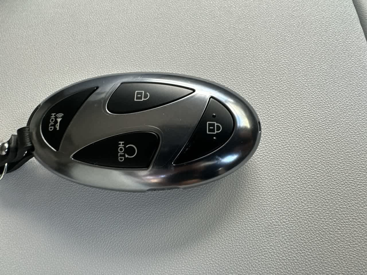 New 2027 Gray Hyundai SEL FWD image 28
