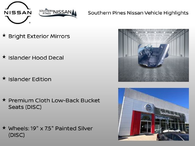 Used 2021 Silver Jeep Latitude image 15