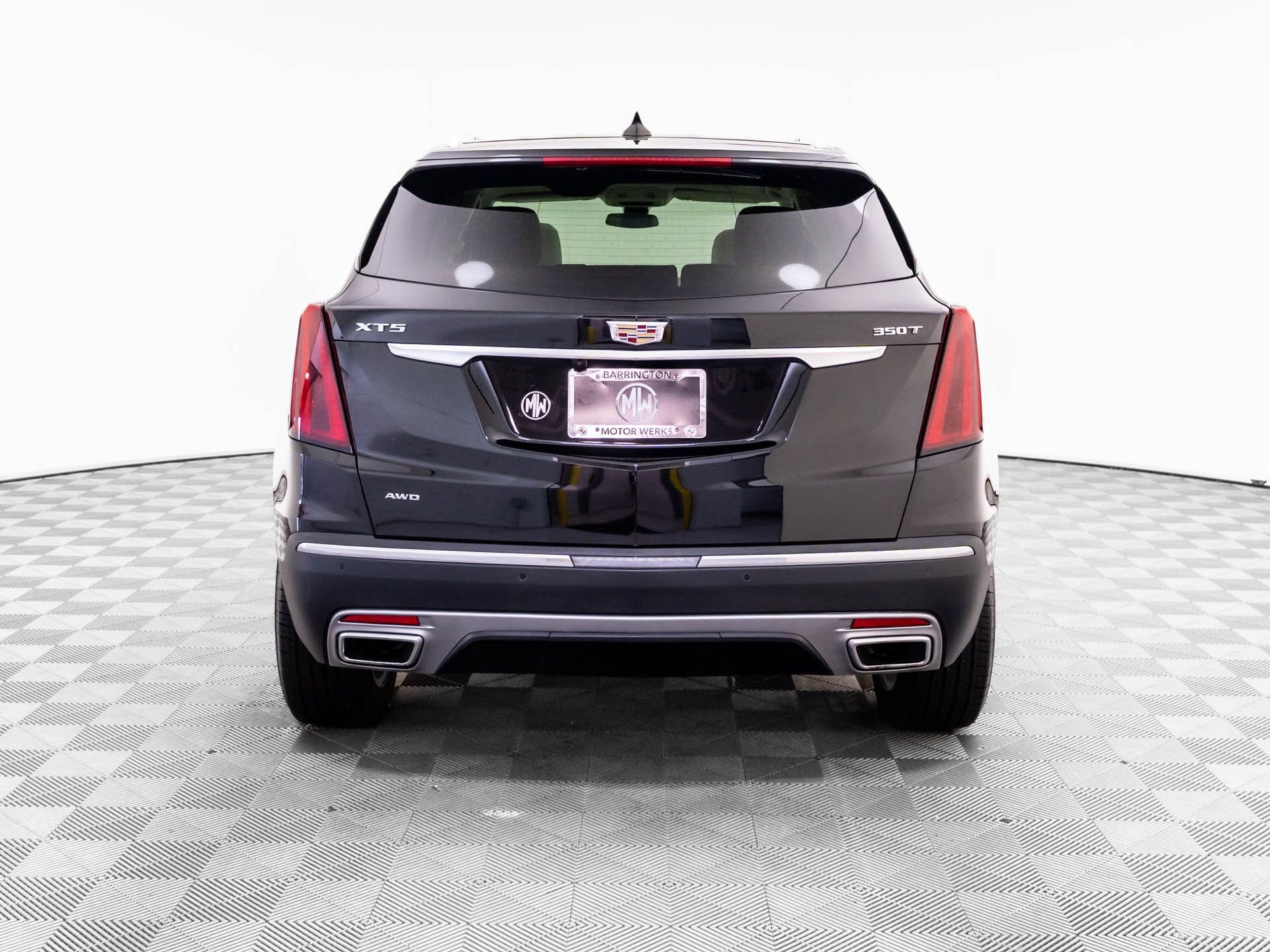 Used 2025 Black Cadillac Premium Luxury image 4