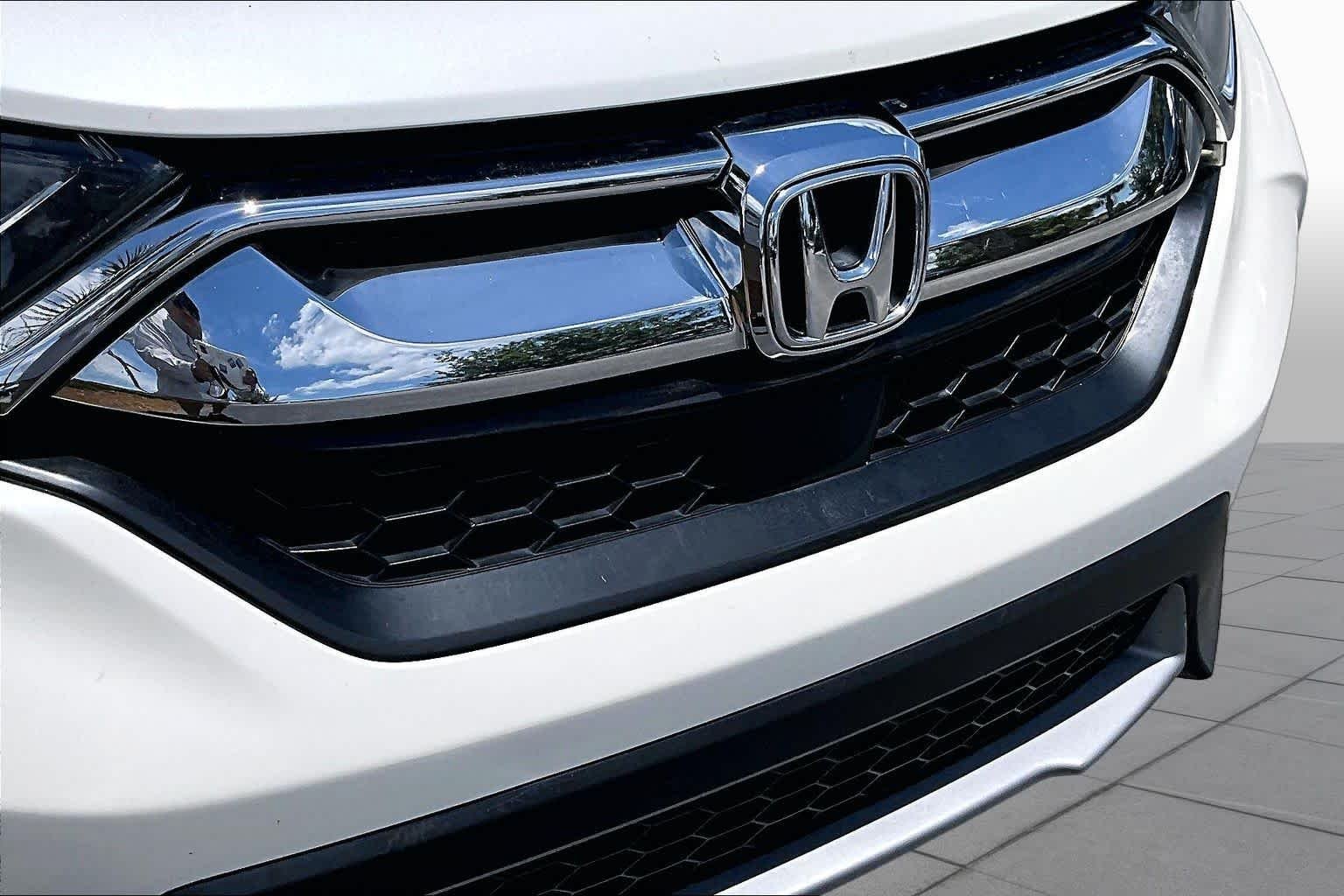 Used 2018 Lunar Silver Metallic Honda EX-L image 30