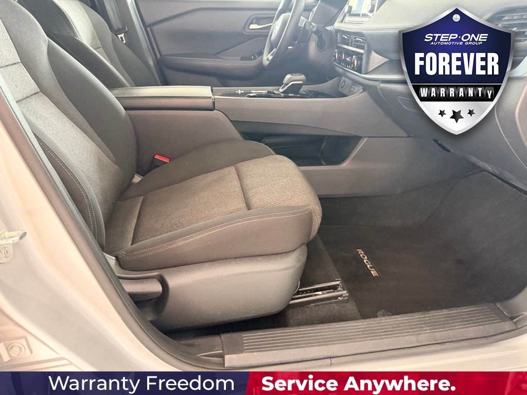 Used 2024 Silver Nissan SV image 38