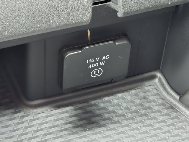 New 2026 Diamond Black Crystal Pearl-Coat Exterior Paint RAM Laramie image 17