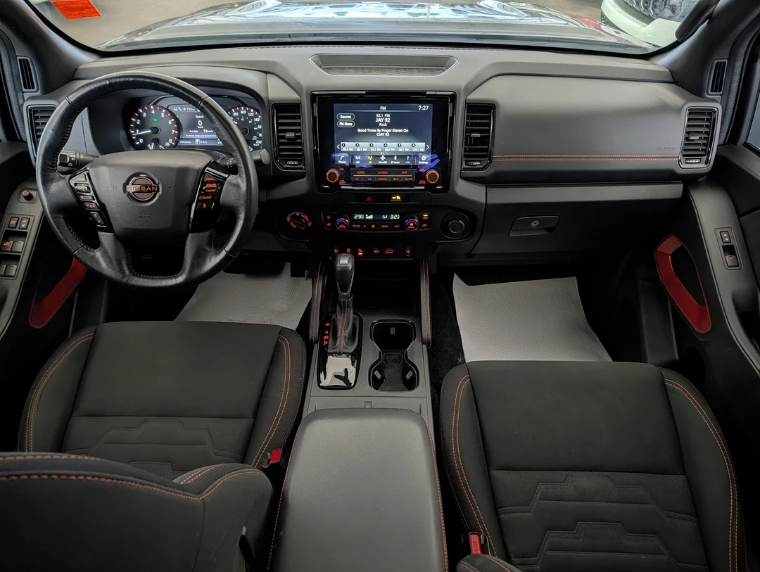 Used 2022  Nissan PRO-4X - - 4x4 - 3.8L V6 - Adaptive Cruise - Blind Spot - LED Headlamps - Sunroof & More image 27