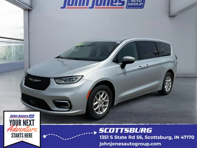 2023 Chrysler Pacifica Touring L
