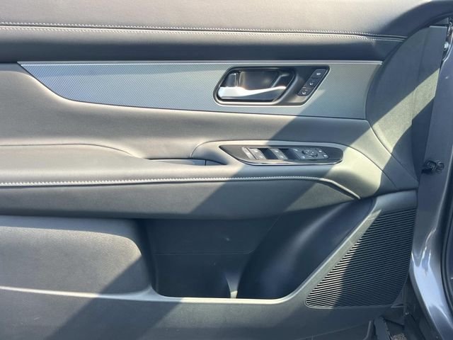New 2026 Gun Metallic Nissan SL image 21