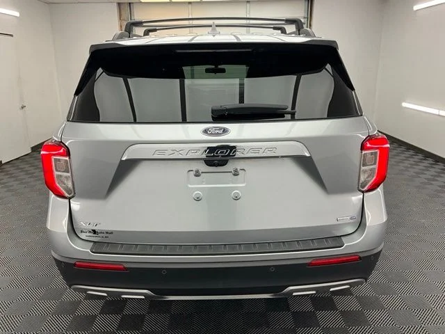 Used 2020 Silver Ford XLT image 22