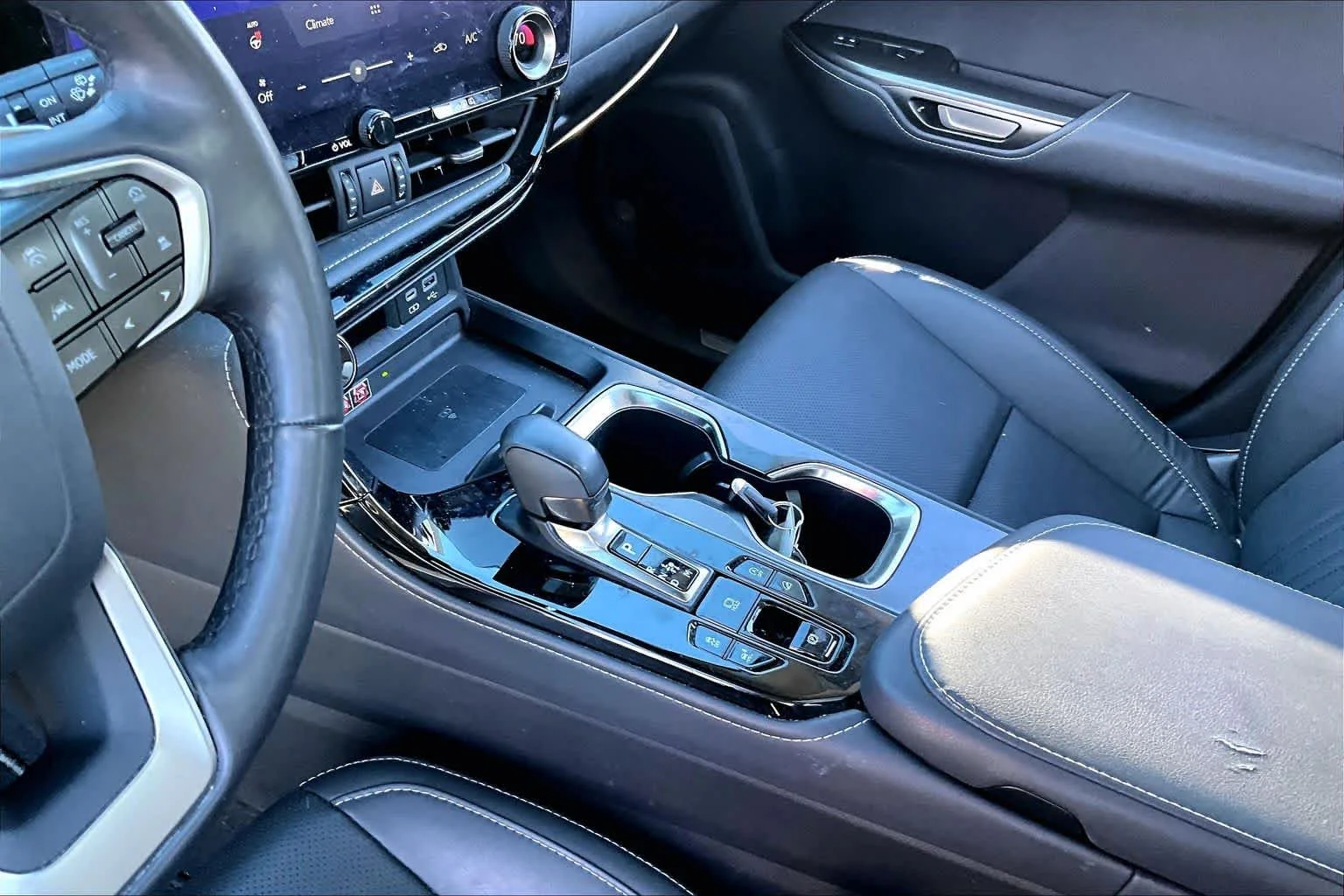 Certified Used 2024 Atomic Silver Lexus Premium image 17