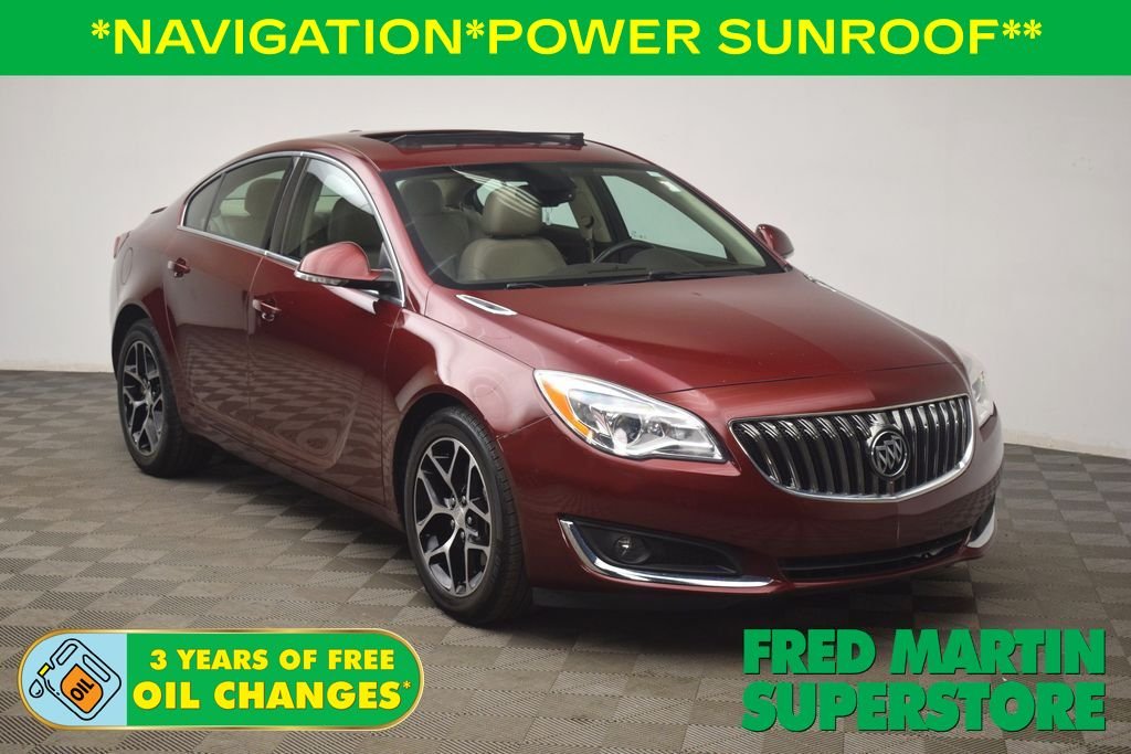 2017 Buick Regal Sport Touring's photo