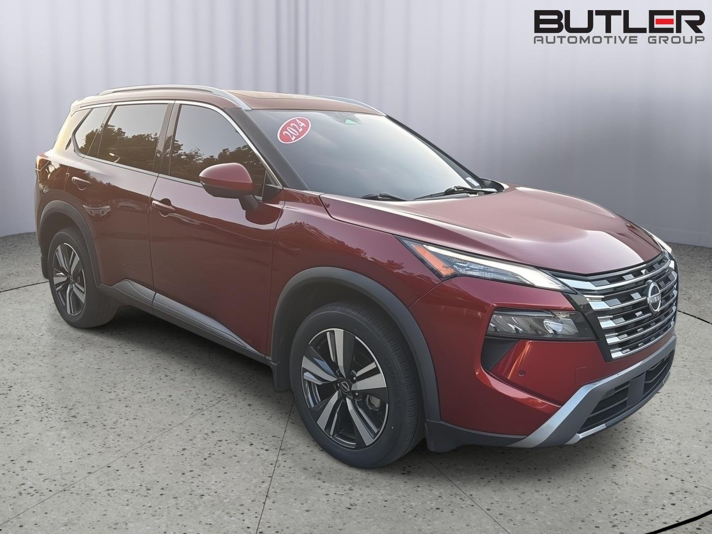 Used 2024 Scarlet Ember Tintcoat Nissan SL image 8
