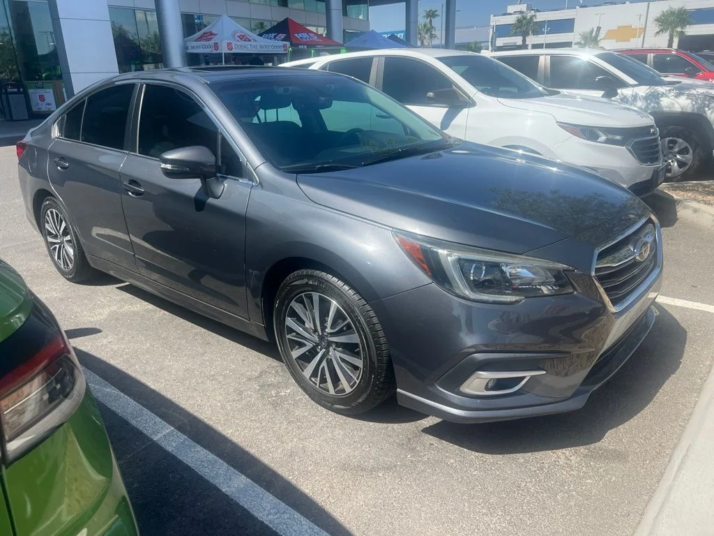 Used 2018 Gray Subaru 2.5i image 4