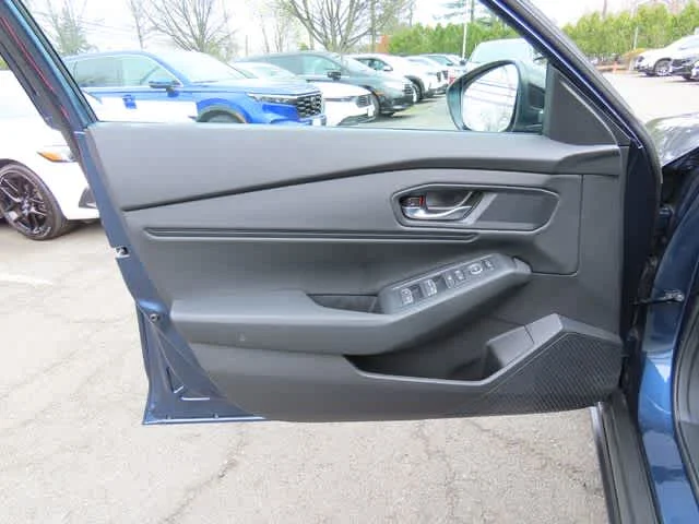 2025 Honda Accord SE - Photo 14
