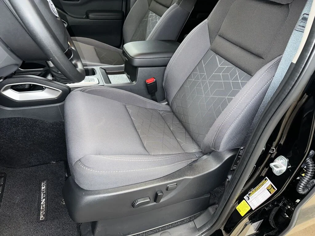 Used 2026 Super Black Nissan SV image 5