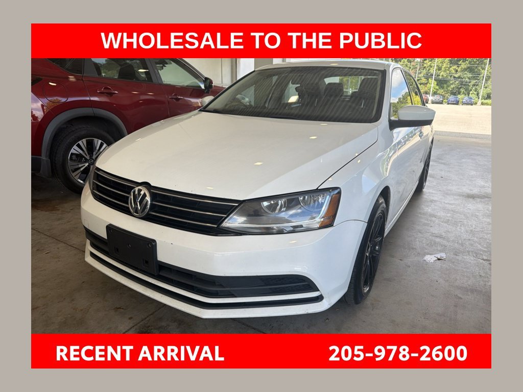 Used 2017 White Volkswagen 1.4T S image 1
