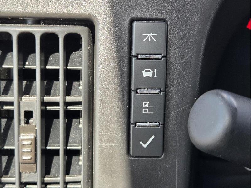 Used 2025 Summit White CHEVROLET RWD 2500 135" image 28