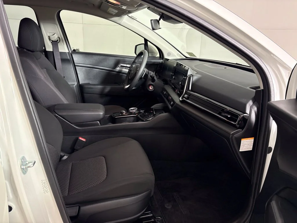 Used 2023 White Kia LX image 14