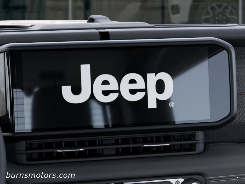 New 2026 Goldilocks Exterior Paint Jeep Moab 392 4-Door image 18