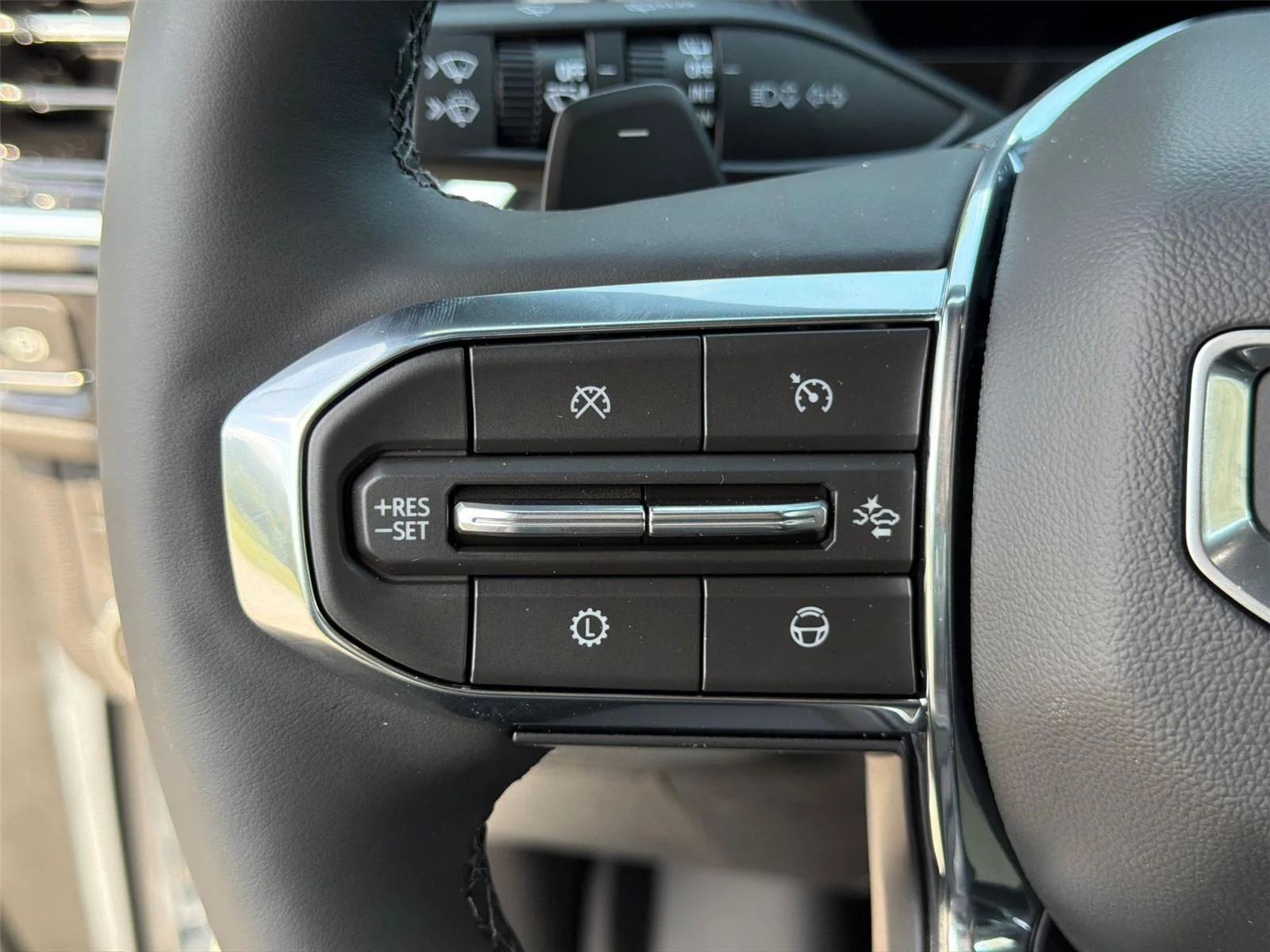 New 2026 Glacier White Tricoat GMC Denali image 21