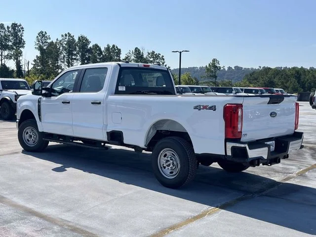 New 2026 Oxford White Ford XL image 4