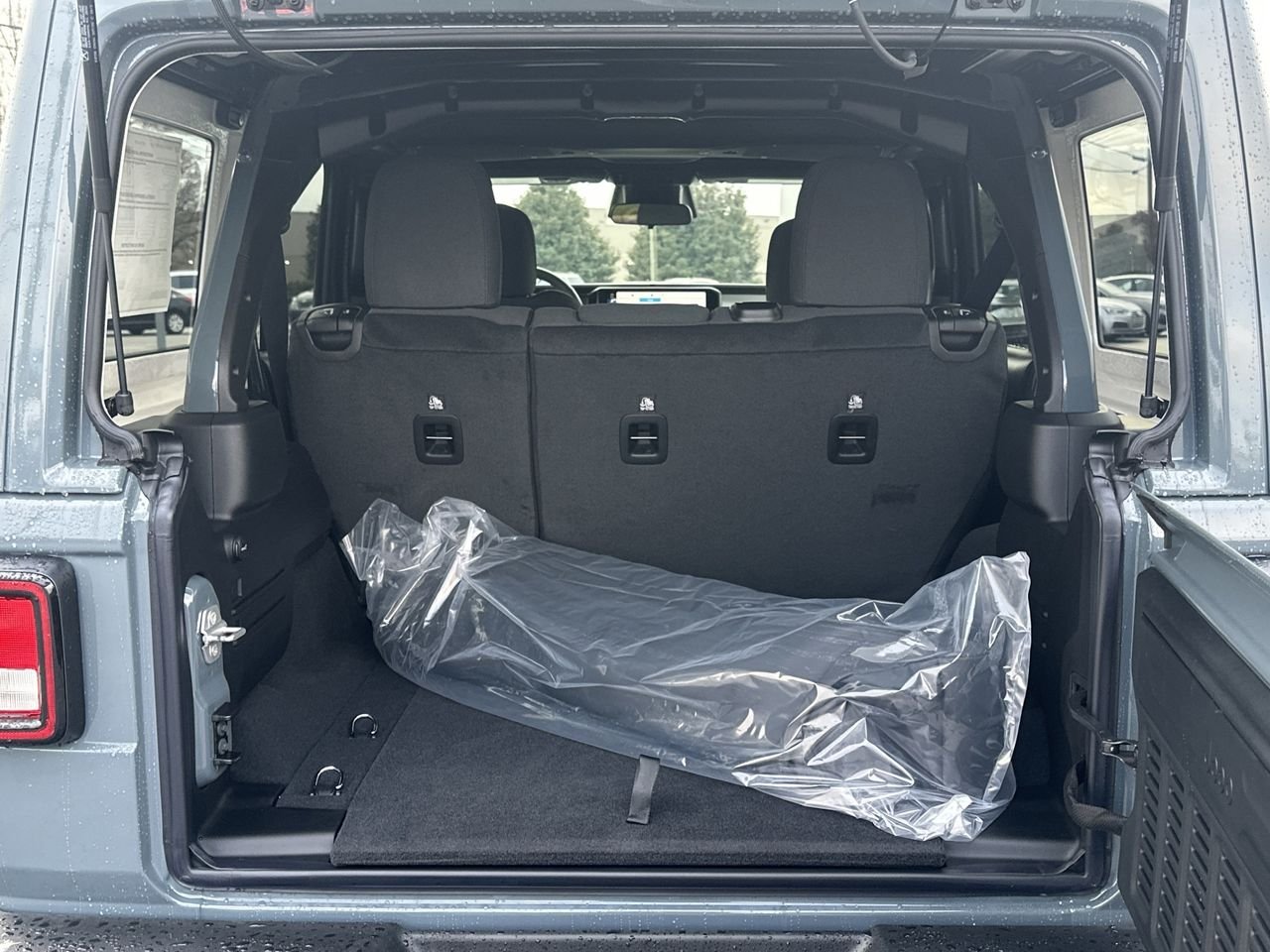 New 2026 Anvil Clear-Coat Exterior Paint Jeep Sport S image 18