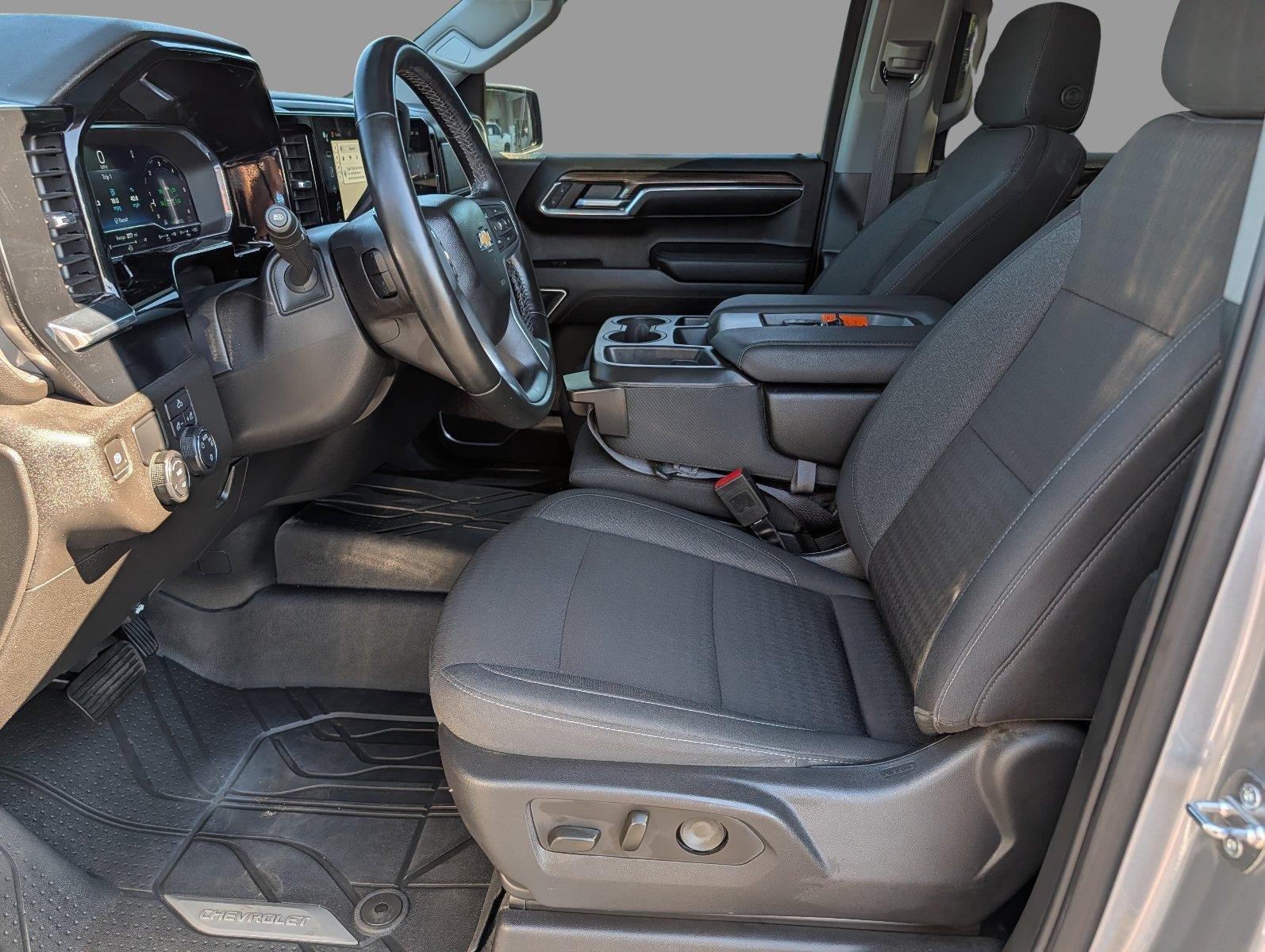 Used 2024 Sterling Gray Metallic Chevrolet LT image 11