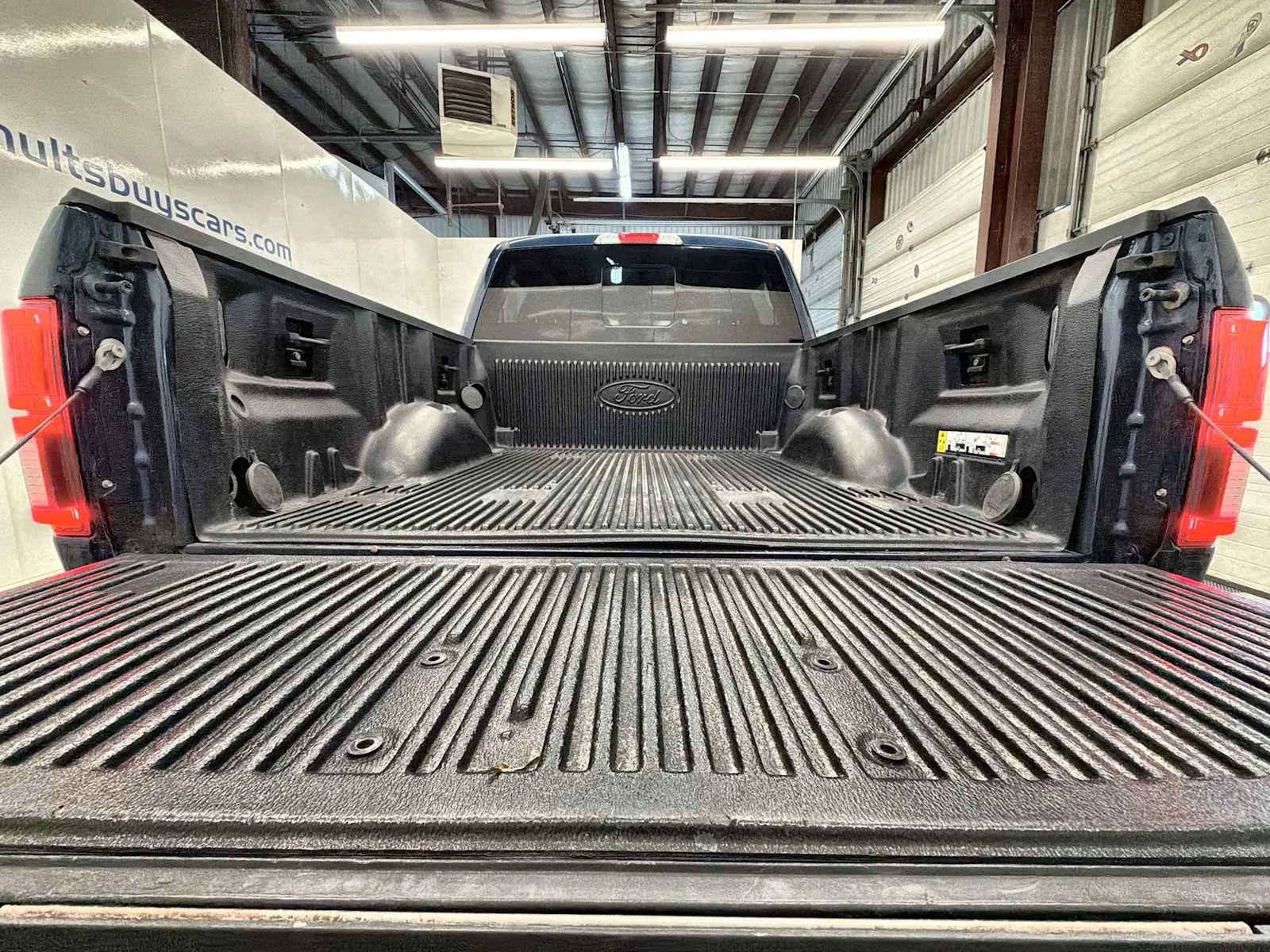 Used 2020 Blue Jeans/Stone Gray Ford King Ranch image 20