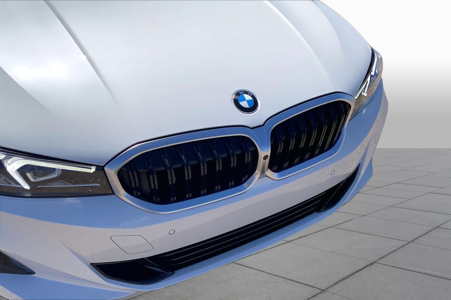 Certified Used 2023 Mineral White Metallic BMW 330i xDrive image 28