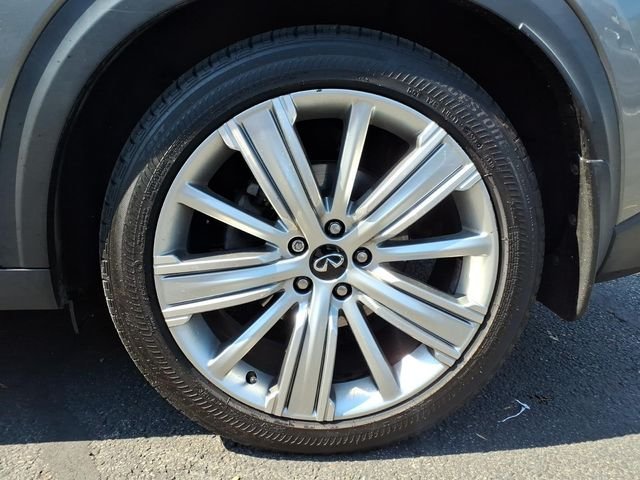 Used 2020 Gray INFINITI Sensory image 10
