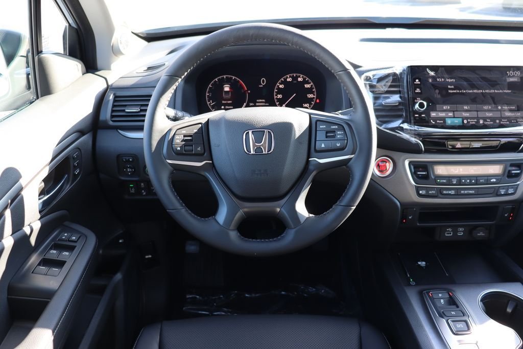 New 2026 Sonic Gray Pearl Honda RTL image 17