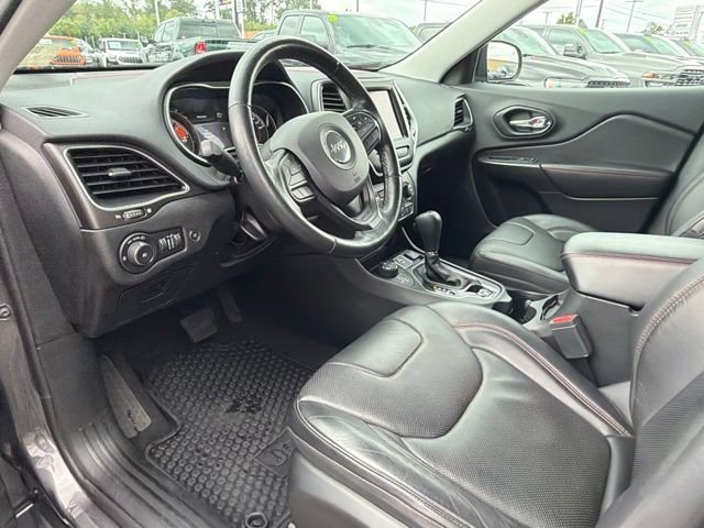 Used 2021 Granite Crystal Metallic Clearcoat Jeep Trailhawk image 19