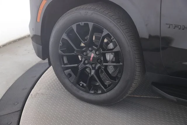 Used 2025 Black Chevrolet RST image 13