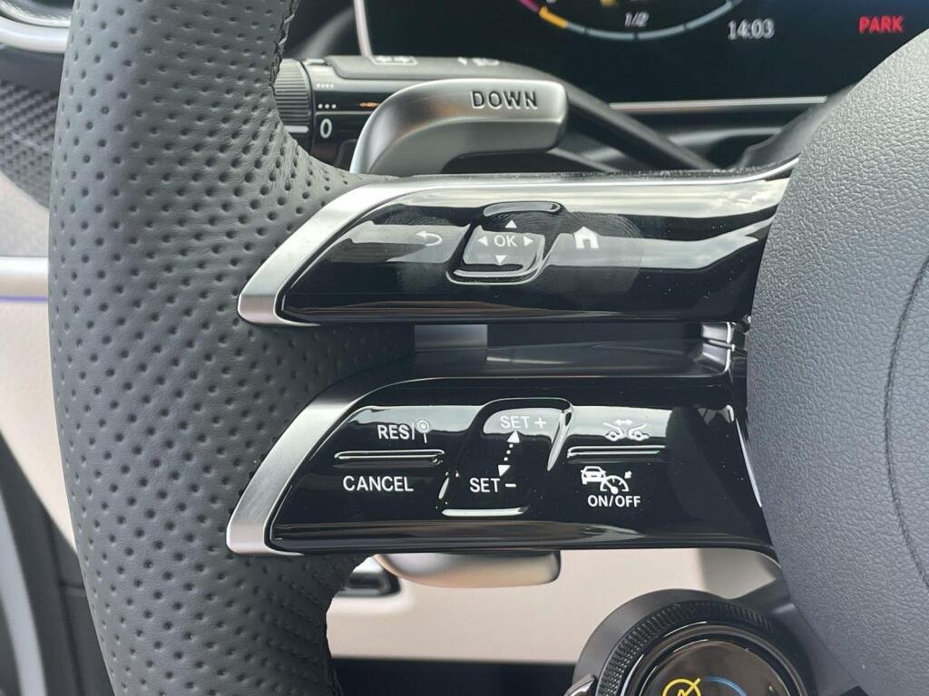 New 2027 MANUFAKTUR Alpine Grey Metallic Mercedes-Benz AMG® CLE 53 image 32