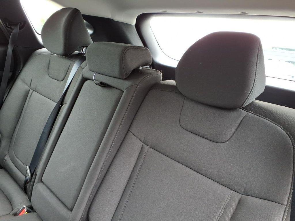 New 2026 Gray Hyundai Blue image 9