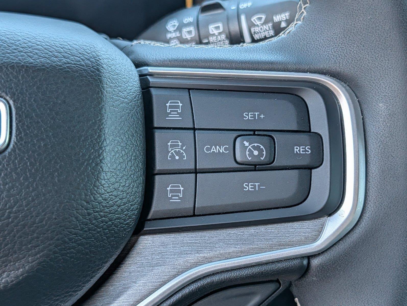 2025 Jeep Wagoneer Series II - Photo 26