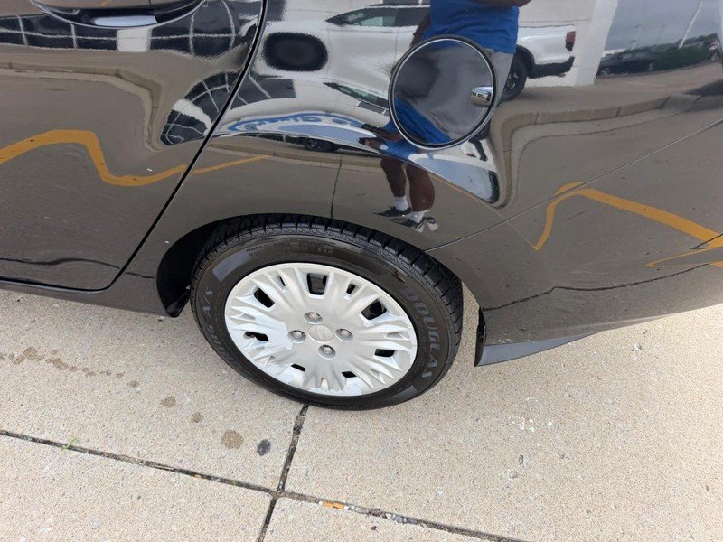 Used 2019 Shadow Black Ford S image 4