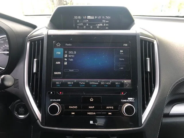 Used 2019 Crystal White Pearl Subaru Limited image 28