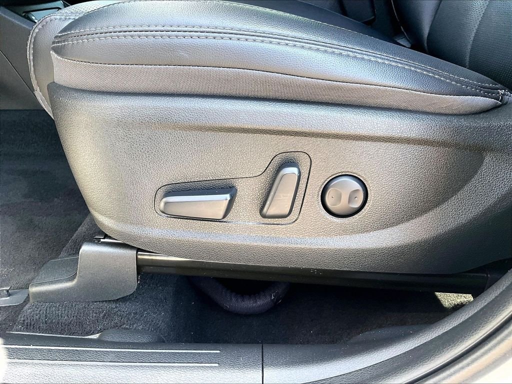 Used 2023 Silver Hyundai XRT image 27