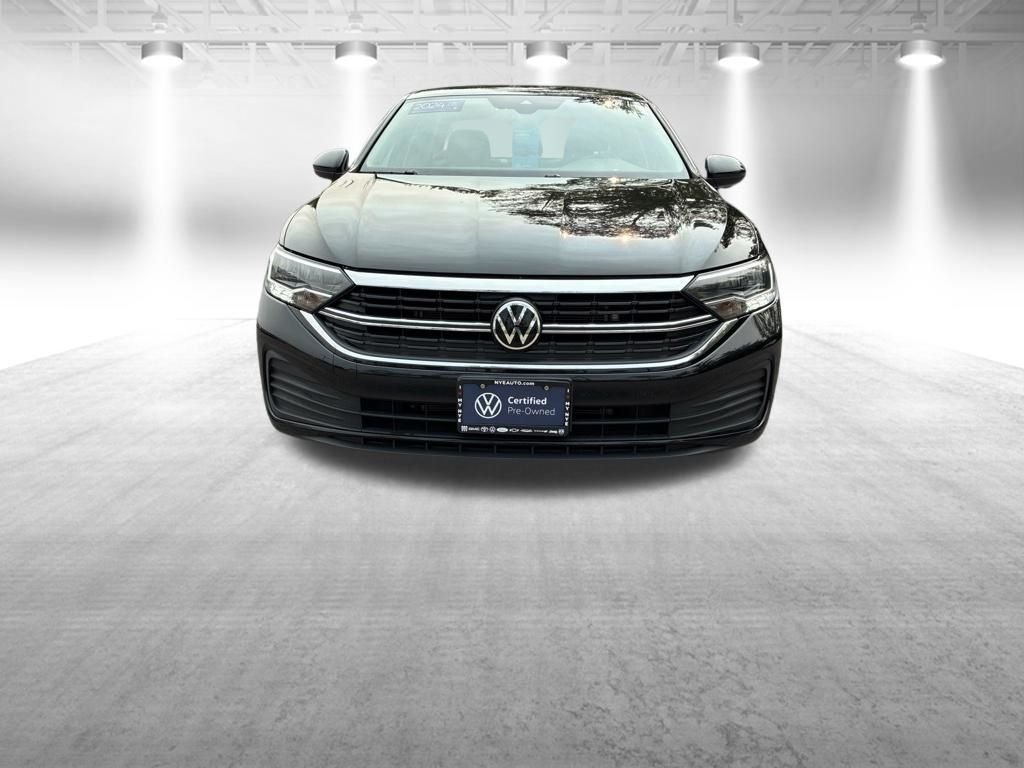 Used 2024 Black Volkswagen 1.5T S image 9