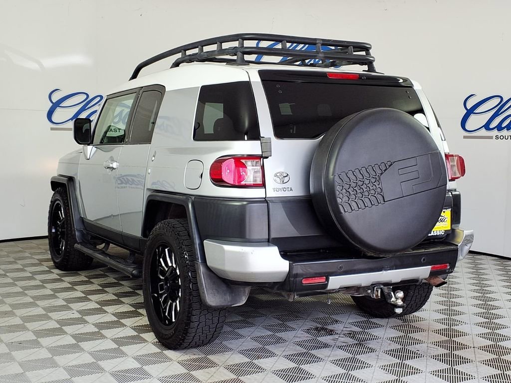 Used 2007 Toyota FJ Cruiser Base with VIN JTEZU11F870013203 for sale in Beaumont, TX