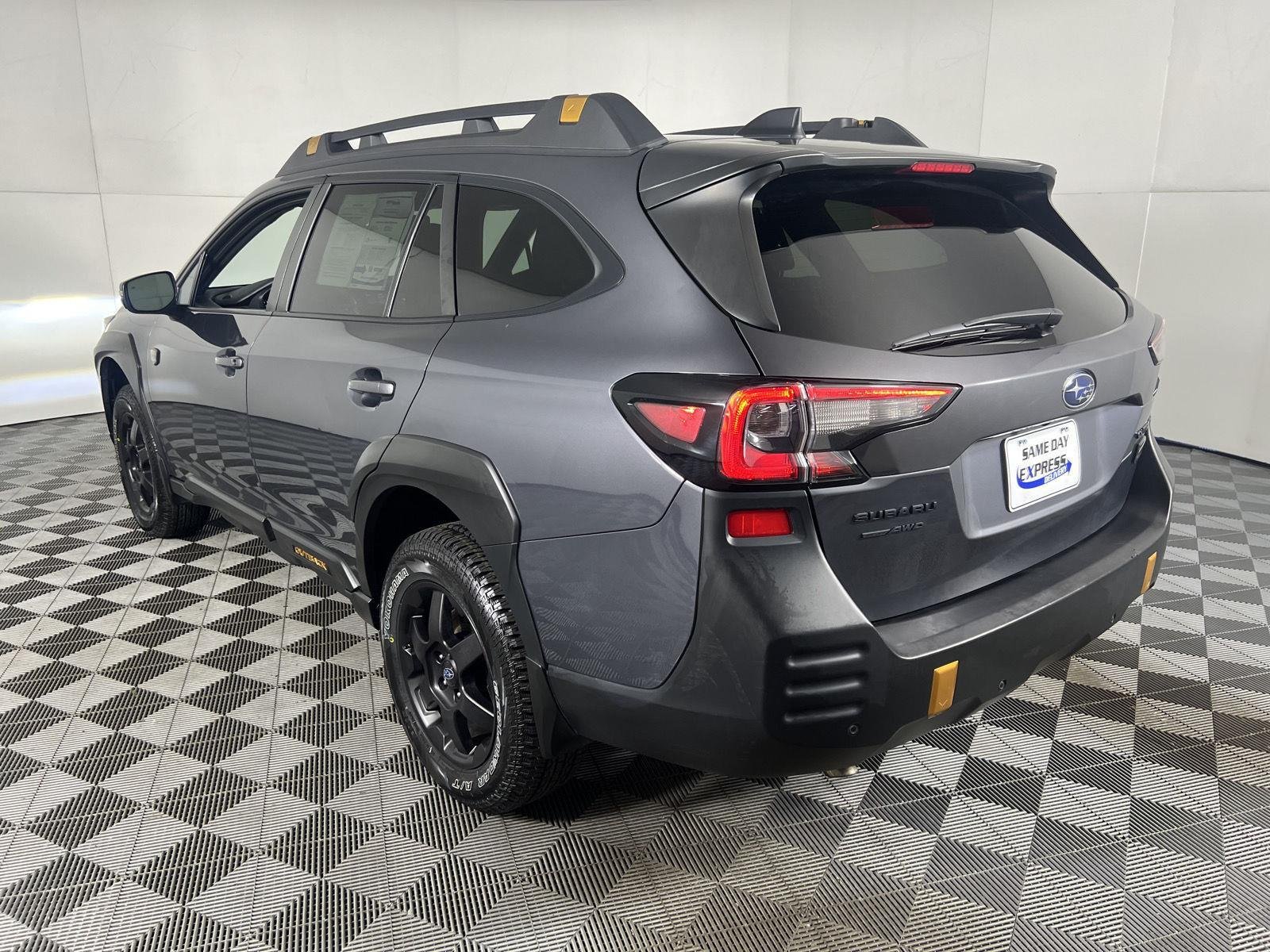 Used 2023 Magnetite Gray Metallic Subaru Wilderness image 6